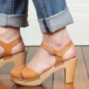 Brown "croc print" Merci sandals - size 39